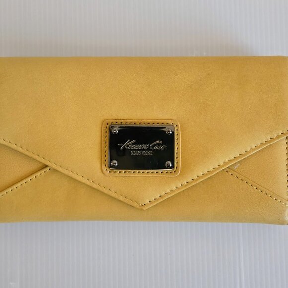 Yellow leather Kenneth‎ Cole wallet NWOT - Picture 1 of 5